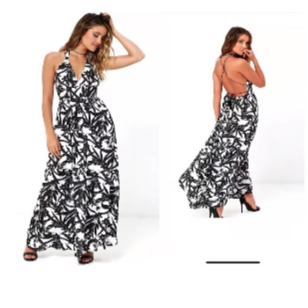 BB Dakota Larissa Black and White Floral Print Open Back Maxi Dress Sz 2
